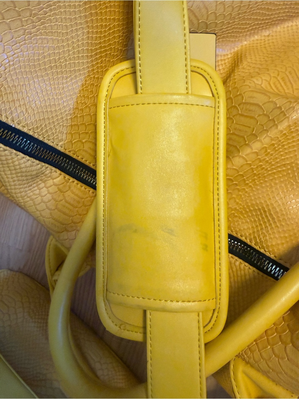 Tote & Carry Mustard Apollo Travel Set - Picture 9 of 15